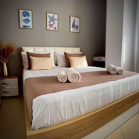 Endy Apartaments Орікум Екстер'єр фото